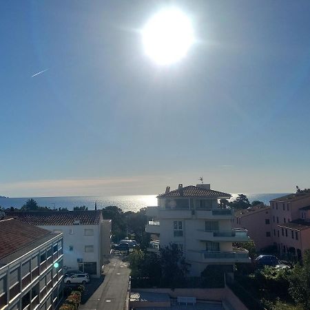 Bel Appartement A 200M De La Mer! Fréjus Εξωτερικό φωτογραφία